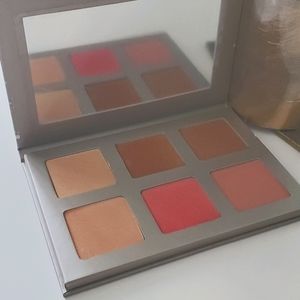 Blaze Chaser Face Palette ICONIC LONDON